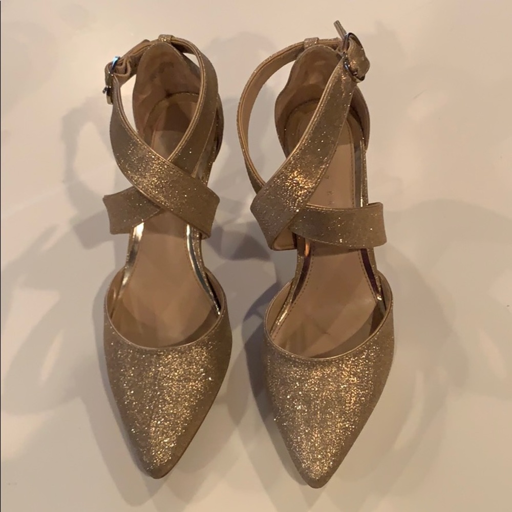 Gold glitter pointy heels